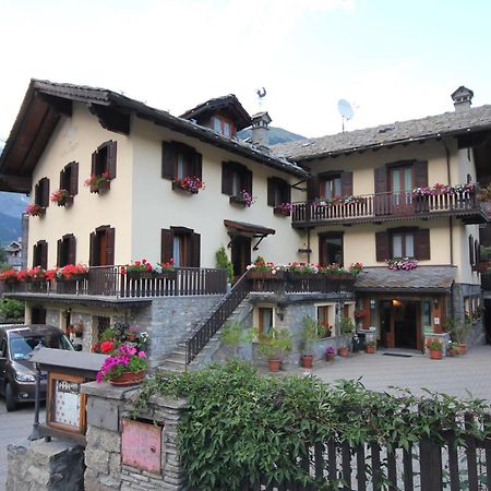 Maison Laurent Курмайор Екстериор снимка